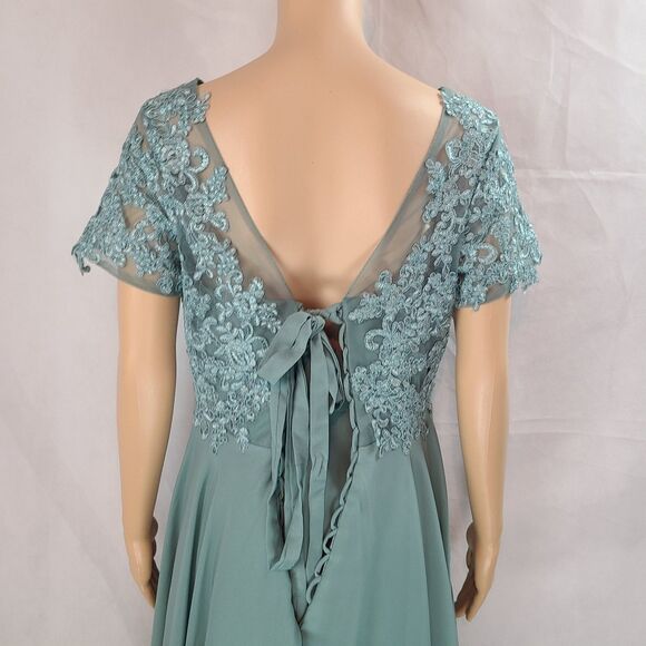 New Mother of the Bride (8) Eucalyptus Green Lace & Chiffon  Lace Up Back Dress - Picture 6 of 9